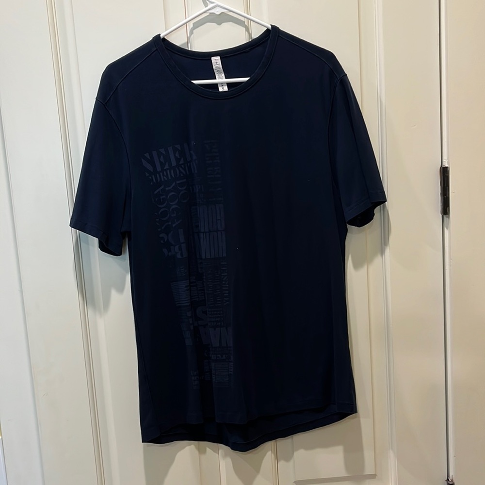 Lululemon 5-Year Basic Tee Men's T-Shirt - Size Large